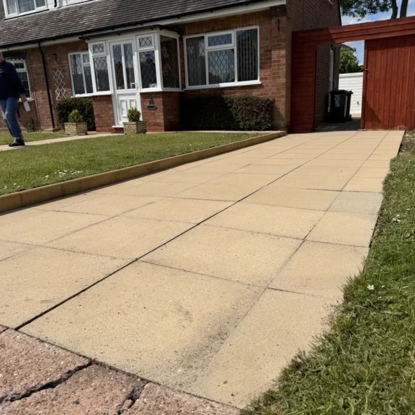 driveway-cleaning-after-1 Driveway after professional cleaning