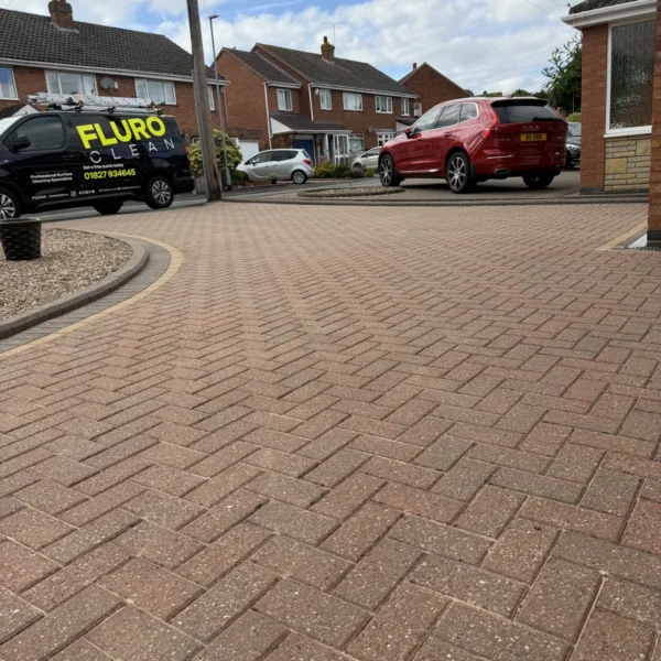 driveway-cleaning-after-10 Driveway after professional cleaning